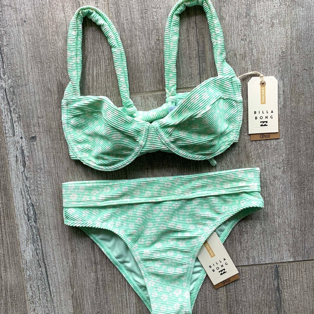 🔥🔥BILLABONG - CRUSH ON YOU UNDERWIRE MAUI BIKINI SET🔥🔥